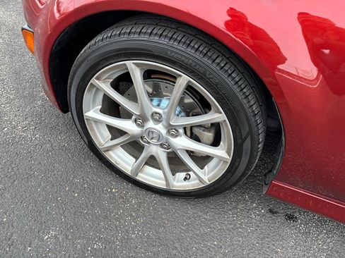 Used 2012 MAZDA MX-5 Miata Grand Touring image 17