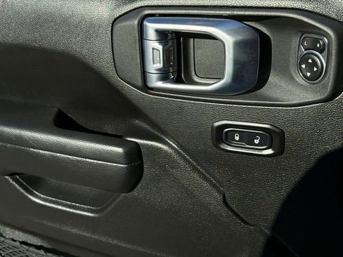 New 2026 Jeep Wrangler Unlimited Sport image 29