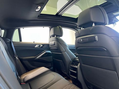 Used 2025 BMW X6 M60i image 22