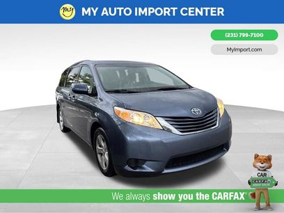Used 2015 Toyota Sienna LE