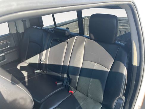 Used 2018 RAM 1500 Laramie w/ Convenience Group image 13