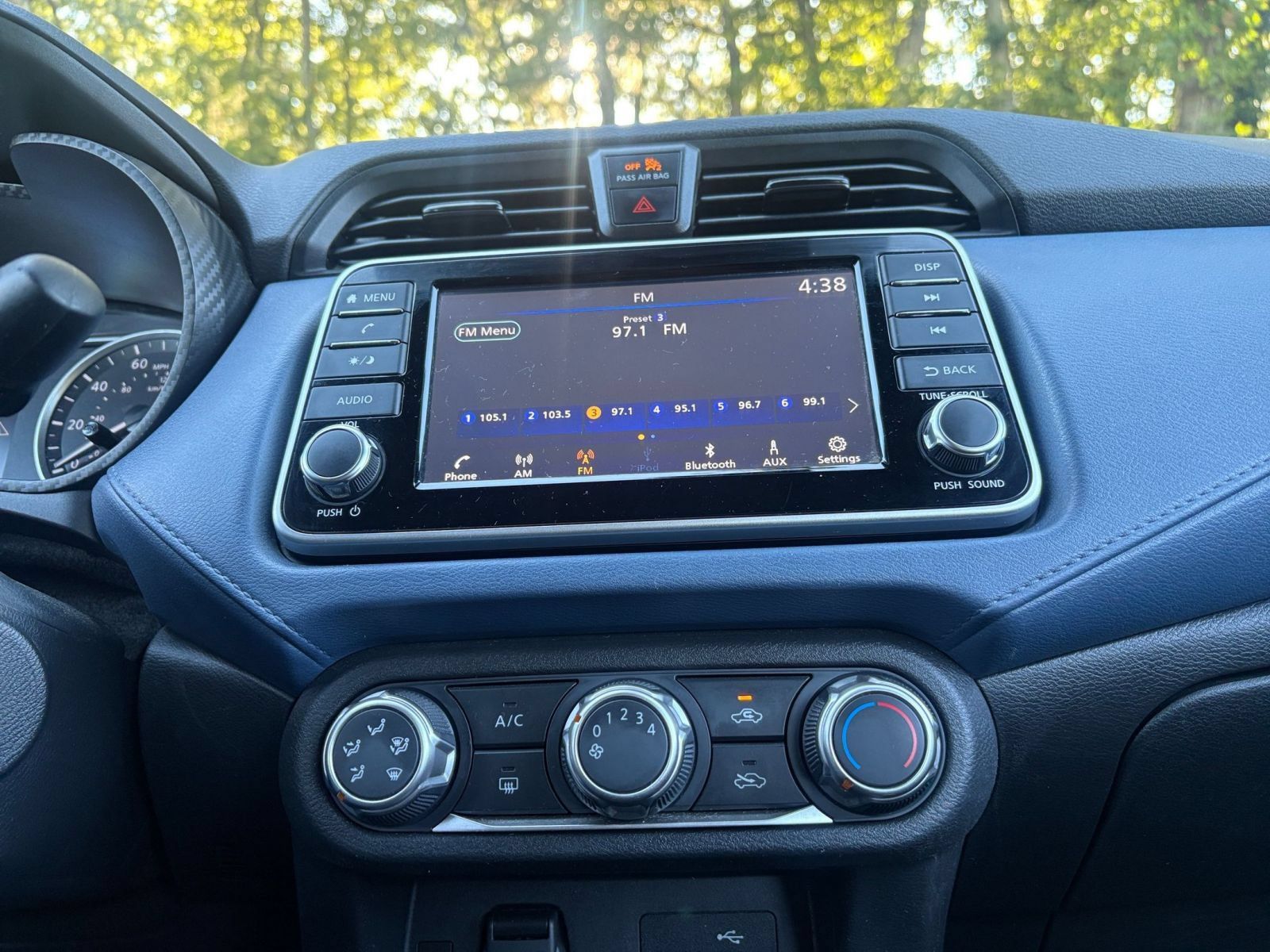 Used 2025 Nissan Versa SV FWD image 16