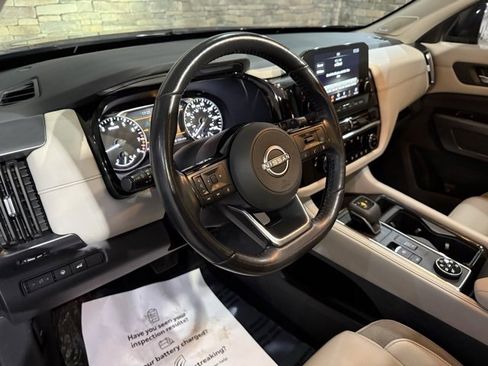 Certified 2023 Nissan Pathfinder SL w/ SL Premium Package image 10