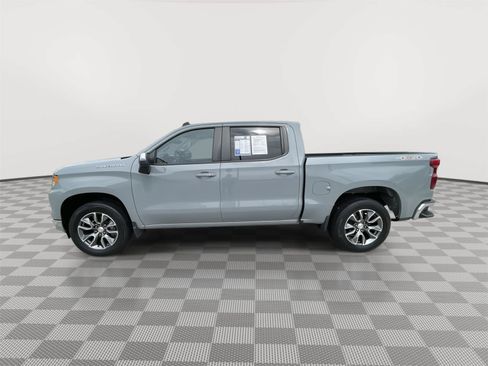Used 2024 Chevrolet Silverado 1500 LT AWD/4WD image 8