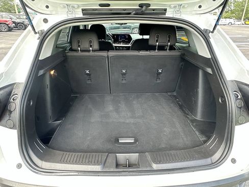 Certified 2024 Chevrolet Trax LS w/ LS Convenience Package FWD image 23