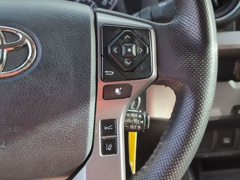 Used 2019 Toyota Tacoma SR5 image 28