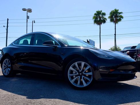 Used 2019 Tesla Model 3 Standard Range Plus RWD image 5