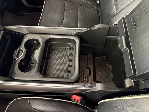 Used 2024 RAM 1500 Laramie image 33