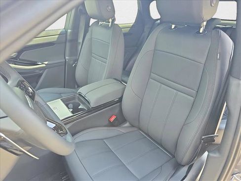 New 2026 Land Rover Range Rover Evoque S image 15