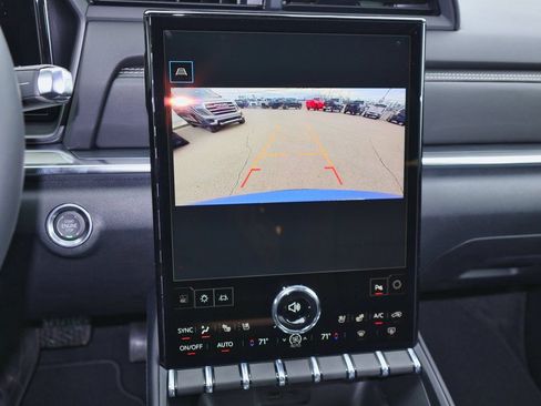 New 2026 GMC Terrain Elevation w/ Elevation Premium Package image 17