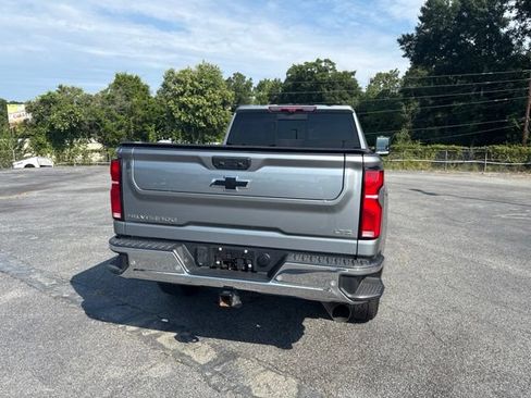 Used 2025 Chevrolet Silverado 2500 LTZ w/ LTZ Plus Package AWD/4WD image 7