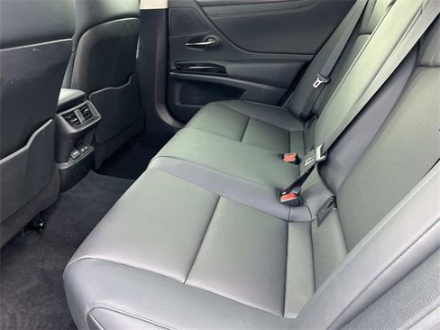 Used 2024 Lexus ES 350 w/ Premium Package image 20