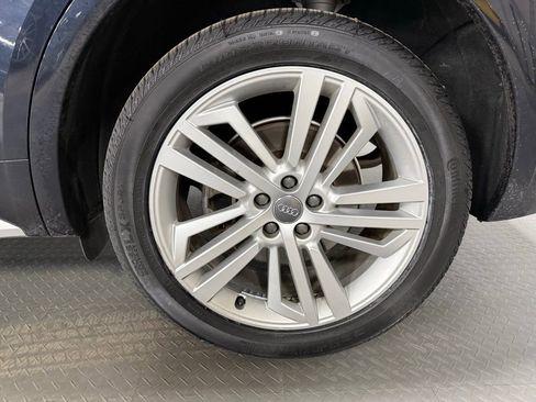 Used 2019 Audi Q5 2.0T Premium Plus w/ Premium Plus Package image 7