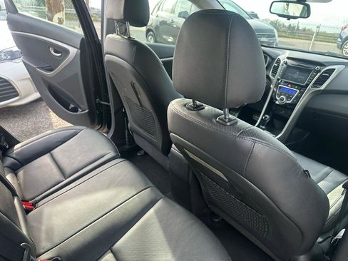 Used 2016 Hyundai Elantra GT w/ Option Group 03 image 10