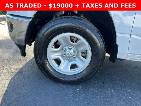 Used 2020 RAM 1500 Tradesman AWD/4WD image 9