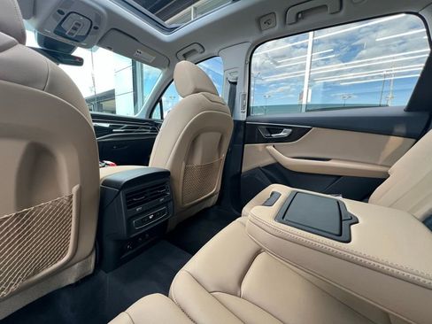 Used 2023 Audi Q7 3.0T Premium image 19