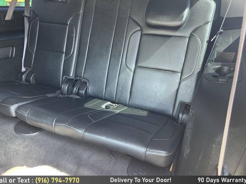 Used 2017 Chevrolet Suburban LT w/ Luxury Package RWD image 19