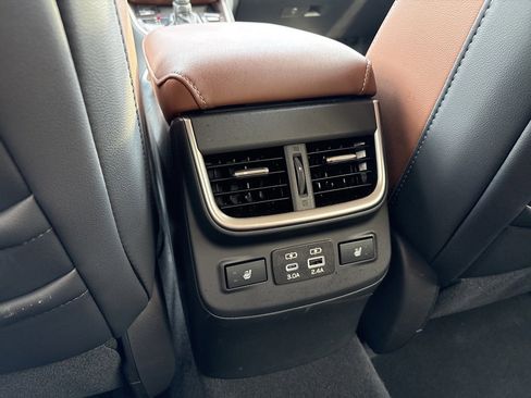 Certified 2025 Subaru Outback Touring image 28