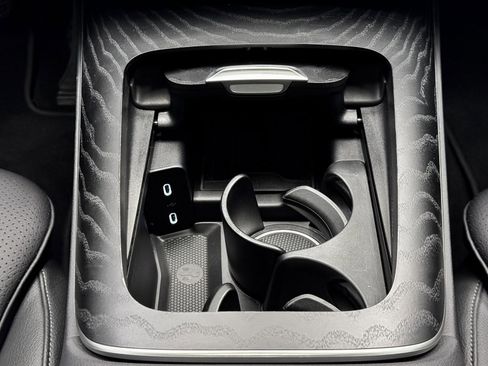 Used 2025 Mercedes-Benz E 350 4MATIC Sedan image 27