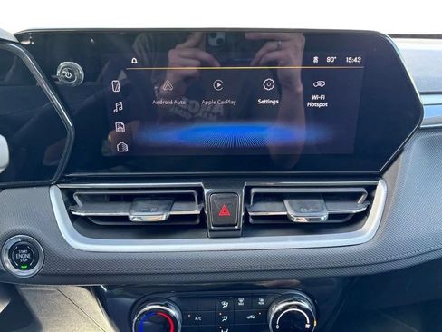 Used 2025 Chevrolet TrailBlazer LT FWD image 15