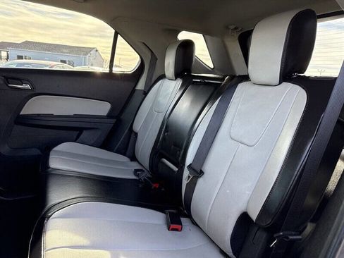 Used 2017 Chevrolet Equinox Premier w/ Enhanced Convenience Package image 16