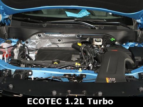 New 2026 Chevrolet Trax RS w/ Sunroof Package image 3