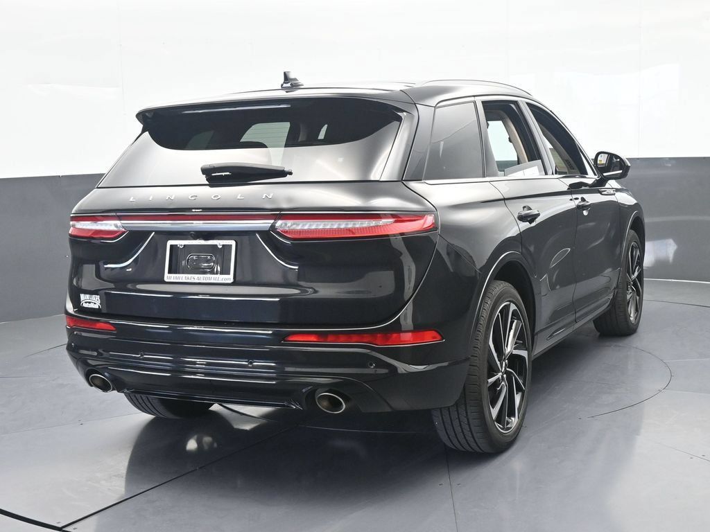 Used 2024 Lincoln Corsair Grand Touring AWD/4WD image 5