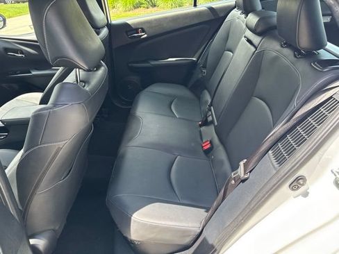 Used 2022 Toyota Prius Prime XLE FWD image 25