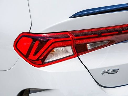 Used 2022 Kia K5 GT-Line w/ GT-Line FWD Premium Package image 10