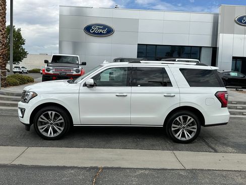 Used 2020 Ford Expedition Limited w/ Equipment Group 302A AWD/4WD image 3