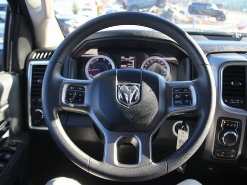 Used 2024 RAM 1500 Classic SLT image 9