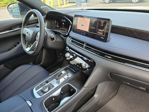 New 2026 INFINITI QX60 Sport w/ Dark Cargo Package image 12