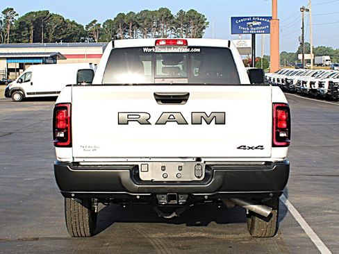 Used 2026 RAM 2500 Tradesman AWD/4WD image 9