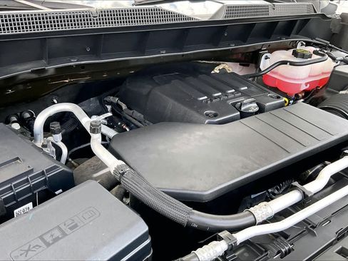 Used 2024 Chevrolet Silverado 1500 W/T w/ Trailering Package AWD/4WD image 32