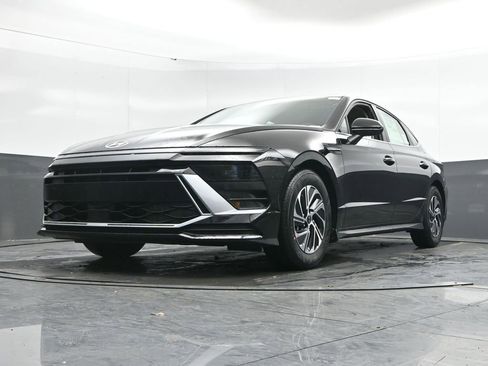 New 2026 Hyundai Sonata Blue FWD image 47