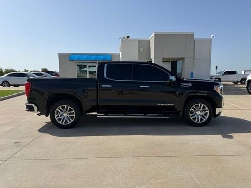 Used 2020 GMC Sierra 1500 SLT RWD image 2