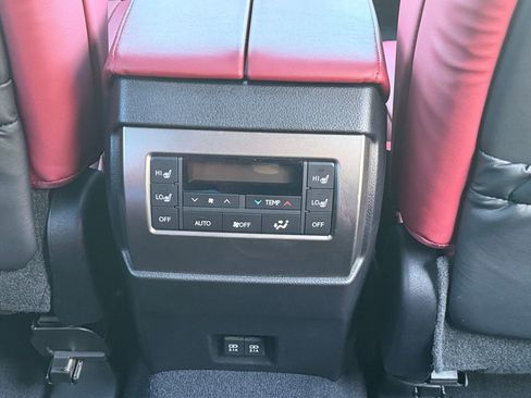 Used 2023 Lexus GX 460 Premium image 25
