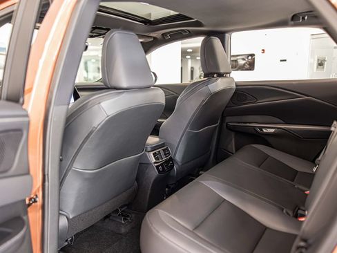 Used 2025 Lexus RX 350 Premium w/ Accessory Package (P1) AWD/4WD image 31