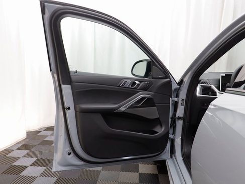 New 2026 BMW X6 M60i image 4