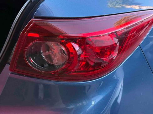 Used 2017 MAZDA MAZDA3 Sport FWD image 42
