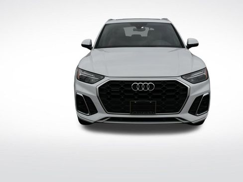 Certified 2023 Audi Q5 2.0T Premium w/ Convenience Package AWD/4WD image 11