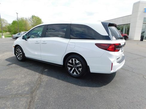 New 2026 Honda Odyssey EX-L image 5