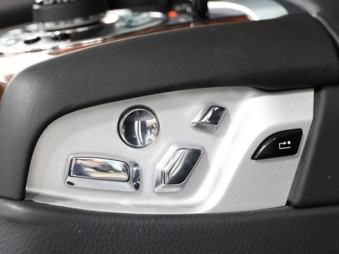 Used 2013 Rolls-Royce Ghost RWD image 66