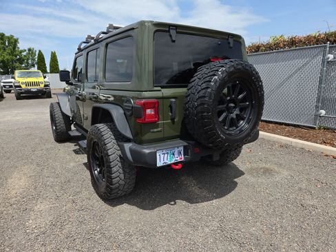 Used 2022 Jeep Wrangler Unlimited Rubicon w/ Steel Bumper Group AWD/4WD image 3