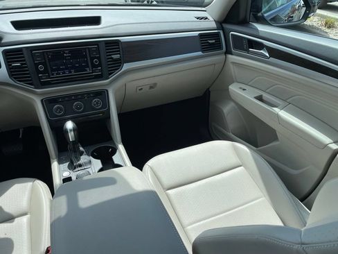 Certified 2023 Volkswagen Atlas SE AWD/4WD image 10