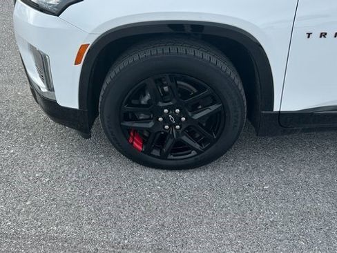Certified 2023 Chevrolet Traverse Premier w/ Redline Edition image 12