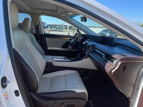 Used 2018 Lexus RX 350L FWD image 14
