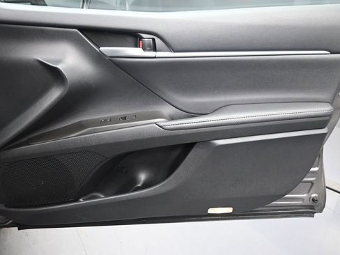 Used 2023 Toyota Camry XLE image 26