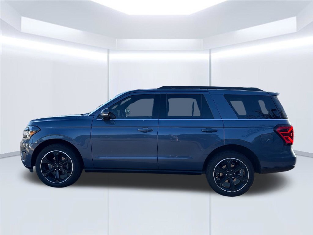 Used 2023 Ford Expedition Limited AWD/4WD image 9