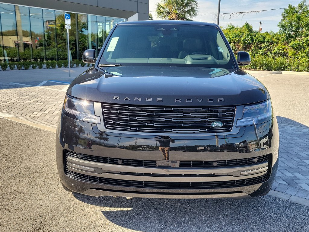 New 2027 Land Rover Range Rover Long Wheelbase Autobiography AWD/4WD image 8